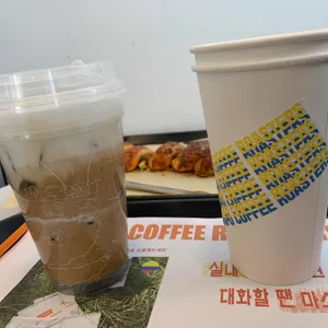우가포 커피로스터스 사진