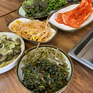 돌판생고기 사진