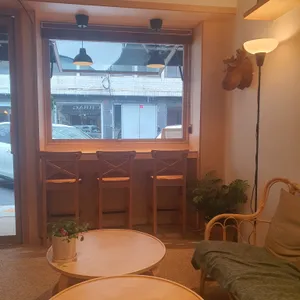 런치백 리뷰 사진