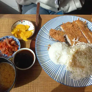 부엉이돈가스 사진