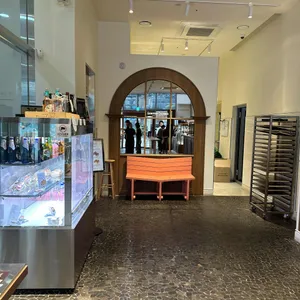 곤트란쉐리에 리뷰 사진