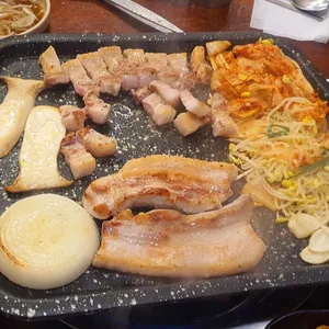 합정생고기김치찌개 사진