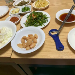 강변식당 사진