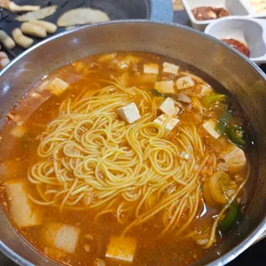 두툼참숯초벌구이 사진