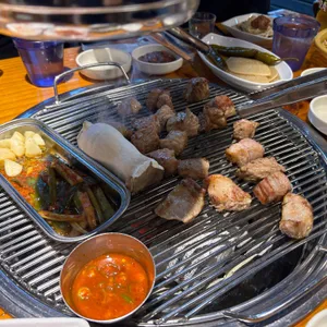 복돼지랑 낙지 사진