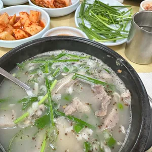장모네순대국밥 사진