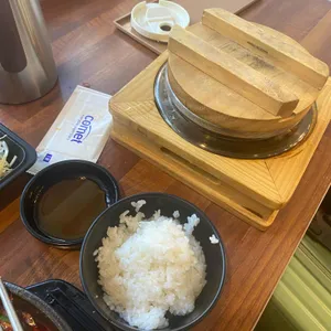 꿀순파김치솥뚜껑생삼겹살 사진