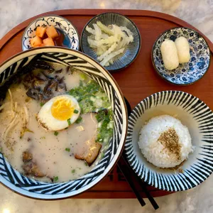 핵밥 사진