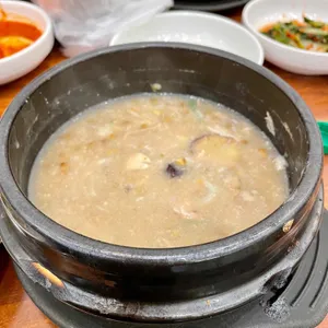 이우철 한방누룽지삼계탕 사진