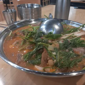 알콩달콩 까망염소 사진