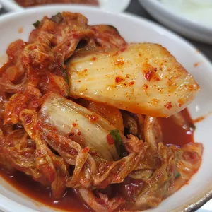 윤가네뼈다귀감자탕 사진