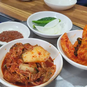 윤가네뼈다귀감자탕 사진