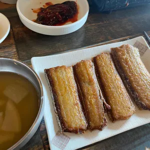 둥근상 시골집 사진