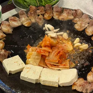 진짜무쇠삼겹 사진