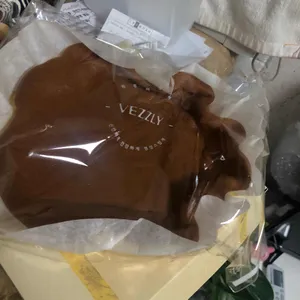 베즐리 사진