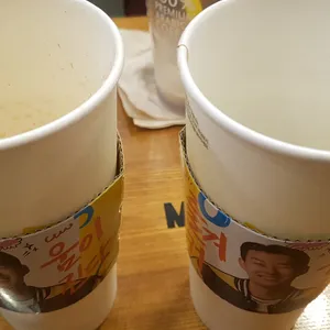 메가커피 사진