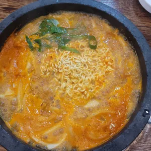 석기정돌솥부대찌개 사진
