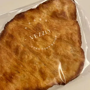 베즐리 사진