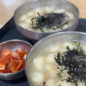 이층칼국수 사진