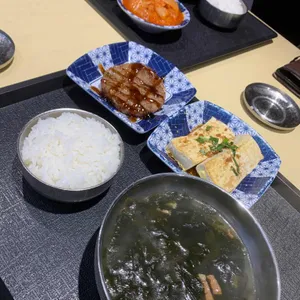 집에서 먹는밥 사진