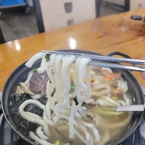 밀터 사진