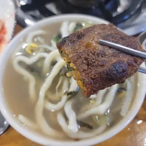 밀터 사진