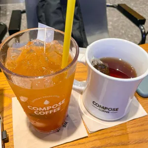 컴포즈커피 사진