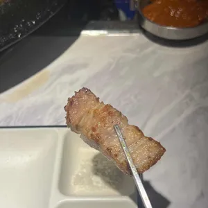 무쇠뚝삼겹 사진