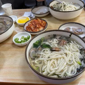 서해바지락칼국수 사진