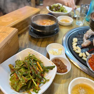 돌쇠참숯불 사진