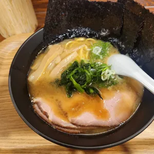 라멘트럭 사진