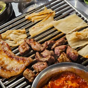 스페샬돼지 사진