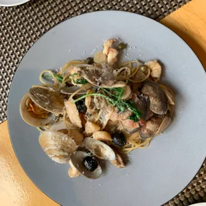 비스트로 친친 사진
