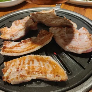 고기싸롱 사진