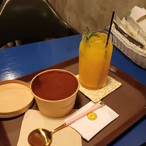 하늘아래바람 사진