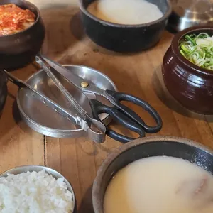 느티나무설렁탕 대표 사진