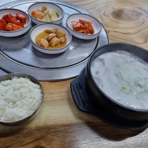 동나무집 사진