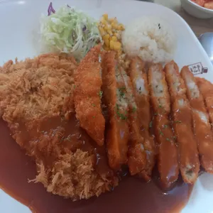 브라운돈까스 사진