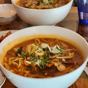 탐스칼국수 사진