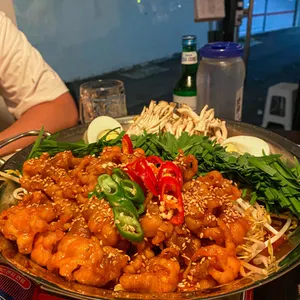 우기 사진