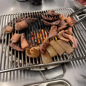 돈주리 사진