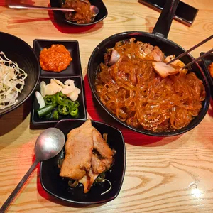 마왕족발 사진