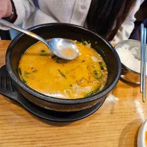 부산아지매국밥 사진