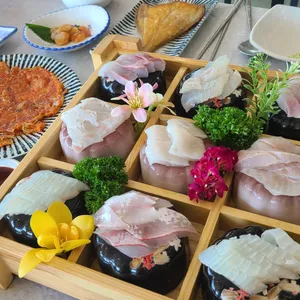 진양호 횟집 사진