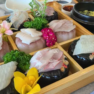 진양호 횟집 사진