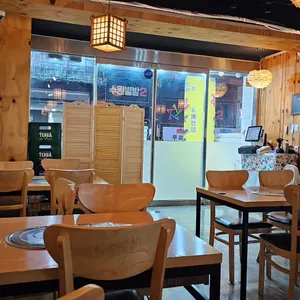 전싸롱 리뷰 사진