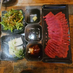 육회말투아웃 사진