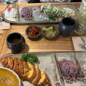 이끼롤까스 사진