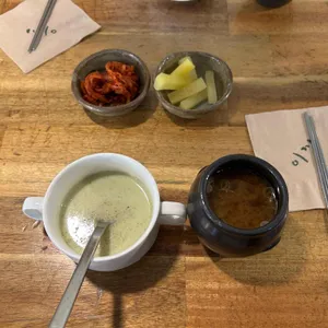 이끼롤까스 사진