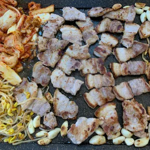 무쇠벼루 삼겹살 사진